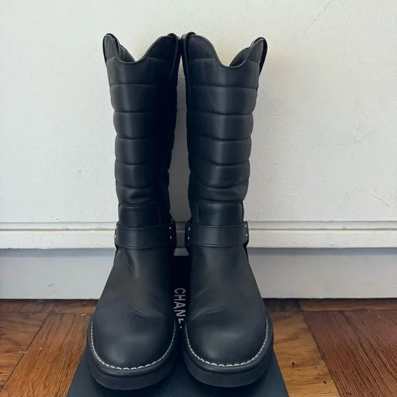 Chanel Leather Motorcycle Boots Size 39.5 - Picture 4 of 6